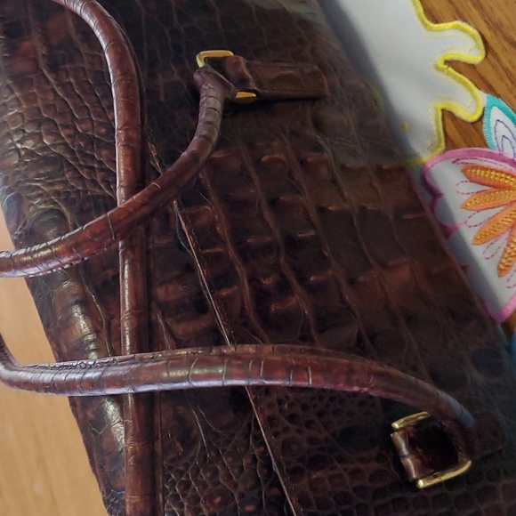 VINTAGE BRAHMIN PURSE - Picture 3 of 6